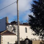 El viento se lleva la espadaña de la Iglesia de Nuestra Señora de la Asunción de Villalquite (León)