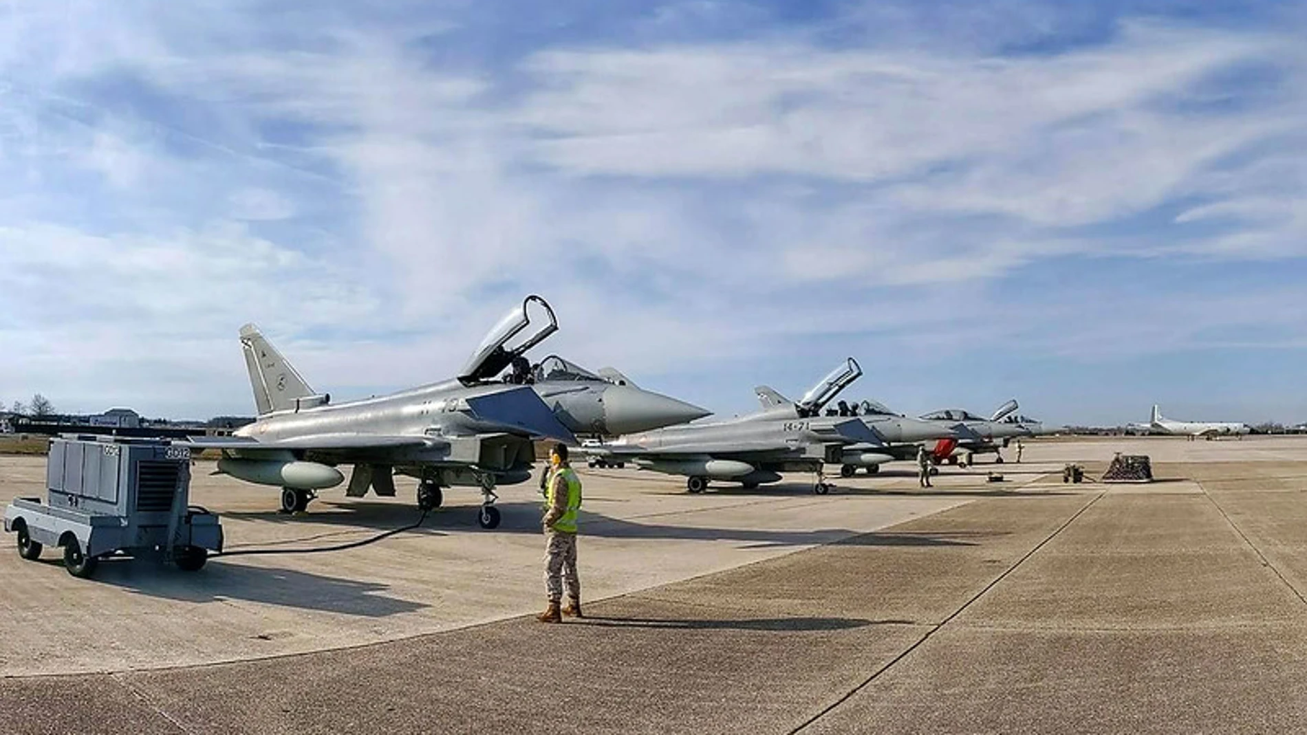 Eurofighter españoles en la base aérea de Lajes en las islas Azores