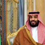  Tres miembros de la familia real saudí, detenidos por traición