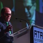 El presidente de la Asociación de Trabajadores Autónomos (ATA), Lorenzo Amor, durante la clausura de la Asamblea de la asociación