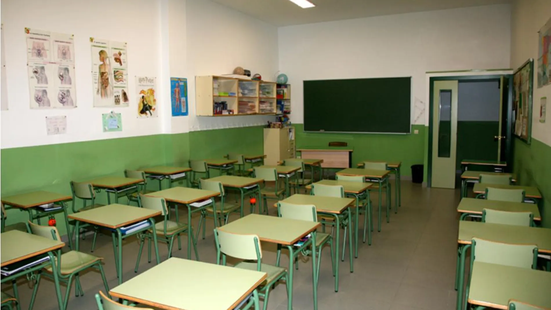 Una aula del colegio San Juan Bosco, en Torrejón de Ardoz