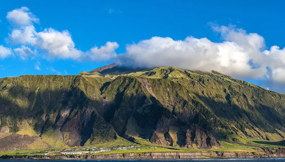 Esta isla endogámica es la más remota e inaccesible del mundo: ¿sabes cuál es?