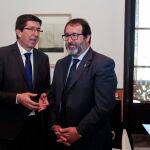 El vicepresidente de la Junta de Andalucía, Juan Marín, se reunió ayer con el presidente de la ruta y alcalde de Carmona, Juan Manuel Ávila
