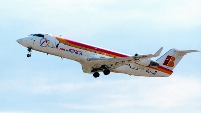 Despeque de un avión de Air Nostrum en una imagen de archivo | Fuente: AIR NOSTRUM