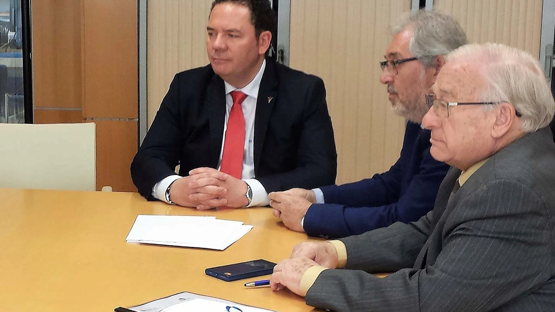 Jaime Gutiérrez, presidente de Copcyl, junto a Eduardo Montes, en una reeciente reunión