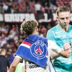 Marcin Bulka, portero del PSG.