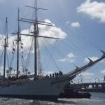 El buque-escuela de la Armada española Juan Sebastián Elcano" a su llegada a Miami