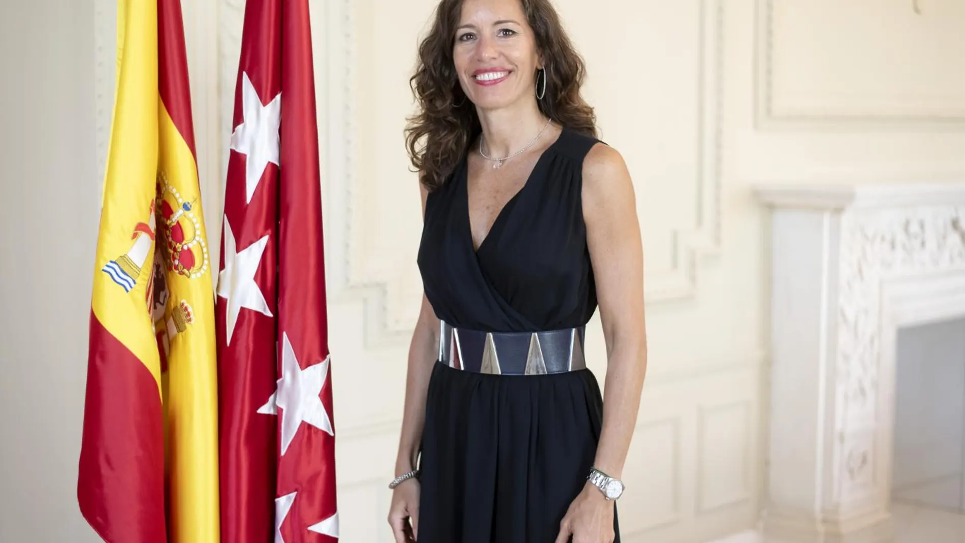 Eugenia Carballedo se convirtió en el tercer positivo del Gobierno regional