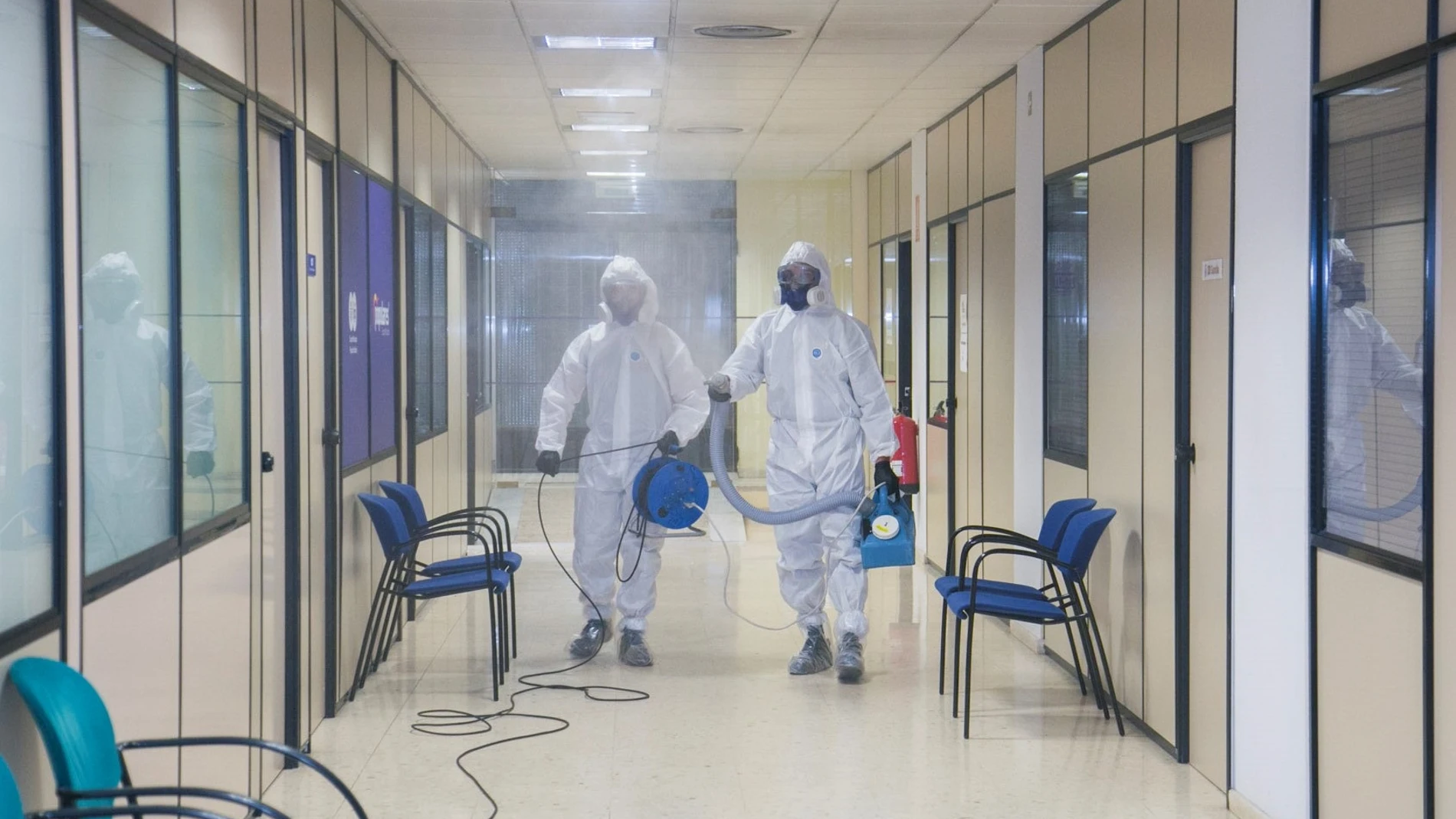 Coronavirus.- Ayuntamientos de la Comunitat Valenciana llevan a cabo medidas de desinfección ante el Covid-19