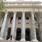 Fachada de la Bolsa de Madrid