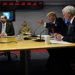 Donald Trump durante una reunión de la Agencia de Gestión de Emergencia