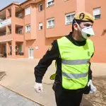 Efectivos de la Unidad Militar de Emergencias (UME) durante los trabajos realizados en una residencia de ancianos en Granada