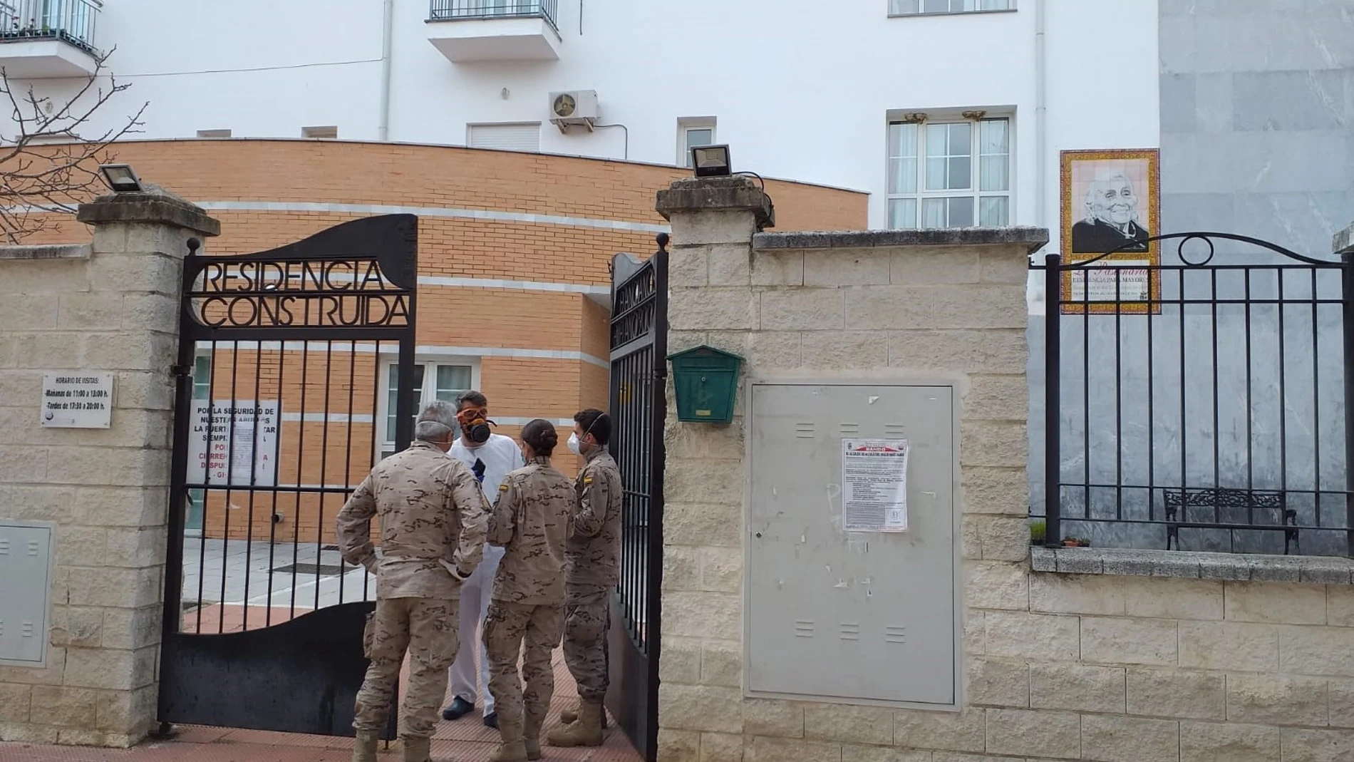 Cádiz.- Coronavirus.- La Armada actúa en Alcalá del Valle tras un brote en trabajadores de una residencia de ancianos
