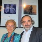 Fernández Labrador y Alencart, con los libros premiados la pasada edición