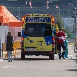 Atención sanitaria en las carpas exteriores Covid del hospital Río Hortega de Valladolid