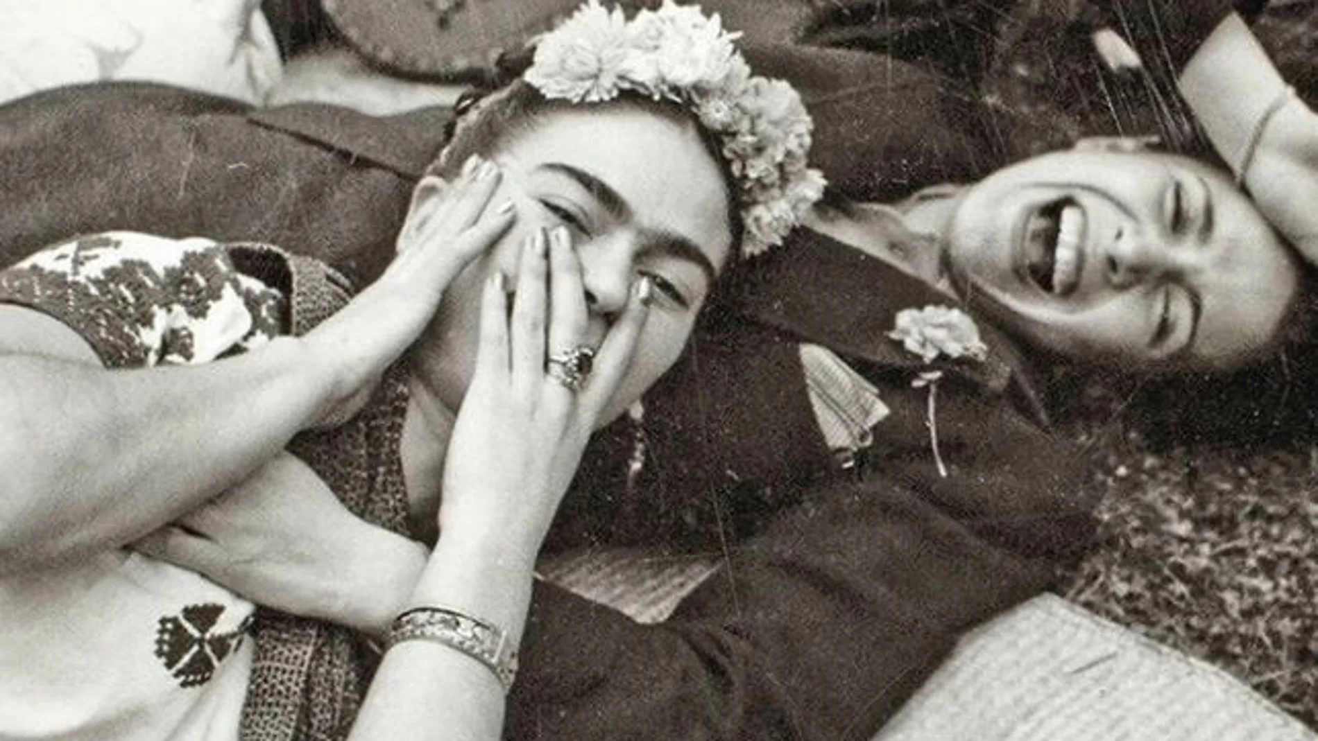 Chavela Vargas y Frida Kahlo retratadas por el fotógrafo Nickolas Muray