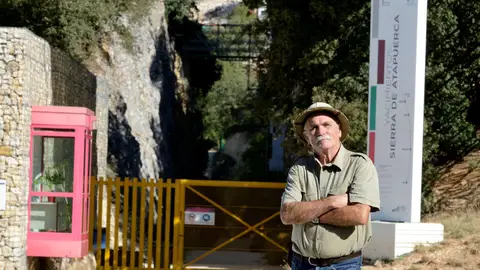 Según Carbonell, «la globali-zación crea uniformidad. En su lugar, lo que debería haber hecho ya la especie humana es una planetización para intentar integrar la diversidad».
