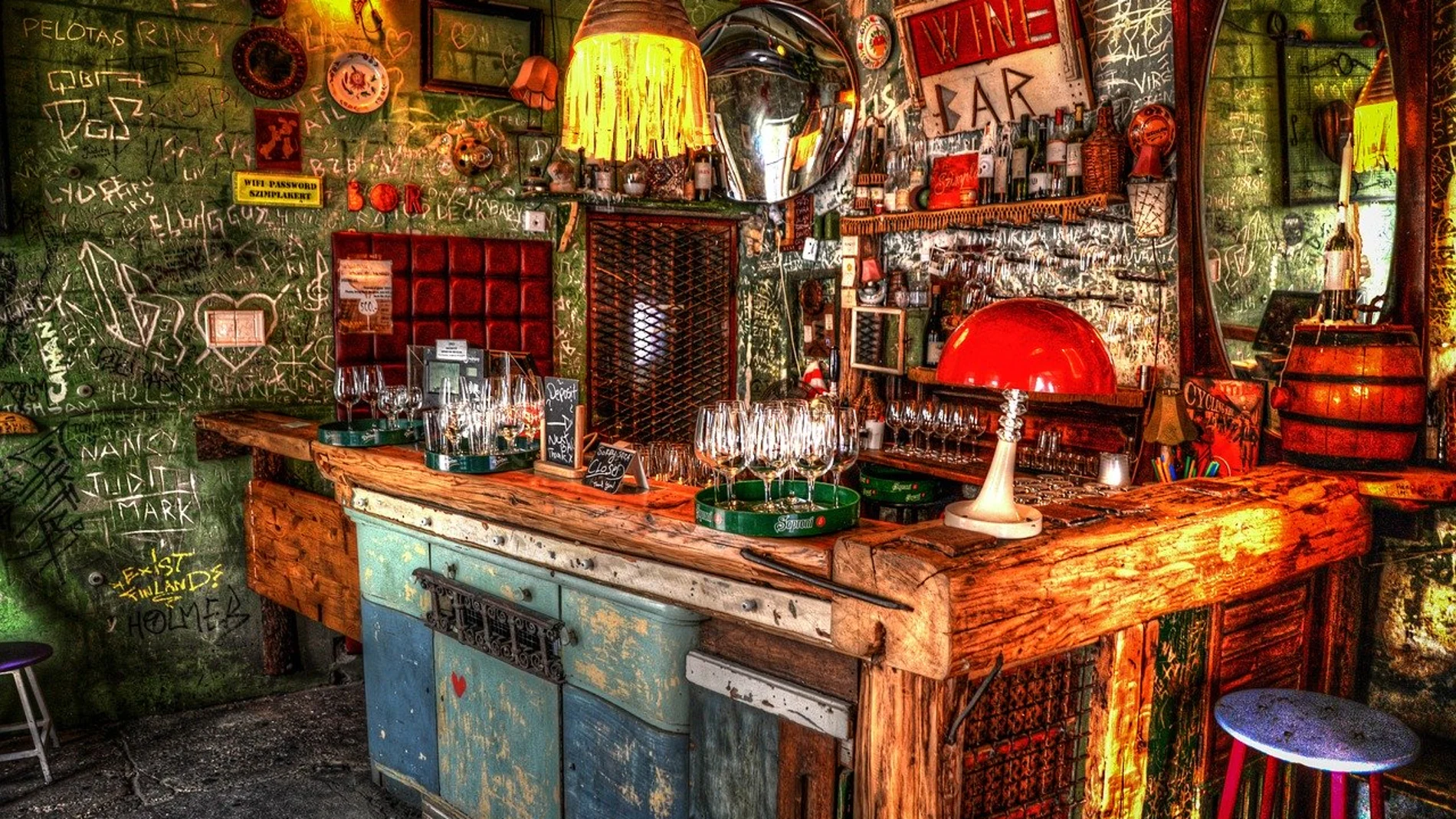 Bar de ruina en Budapest.