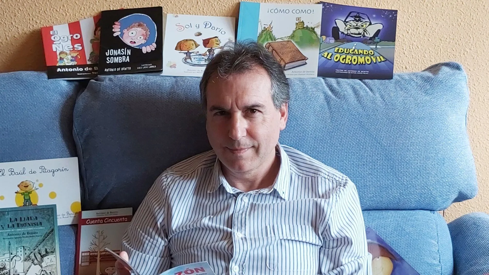 El profesor soriano y autor del cuento, Antonio de Benito