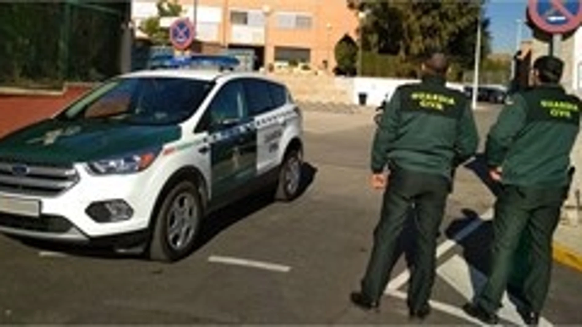 Granada.- Sucesos.- Detenido acusado de robar en una fábrica de Fonelas y en un cortijo de Gor
