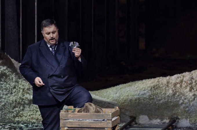 Luis Cansino, en una "Traviata" de 2019, es uno de los barítonos con mayor proyección
