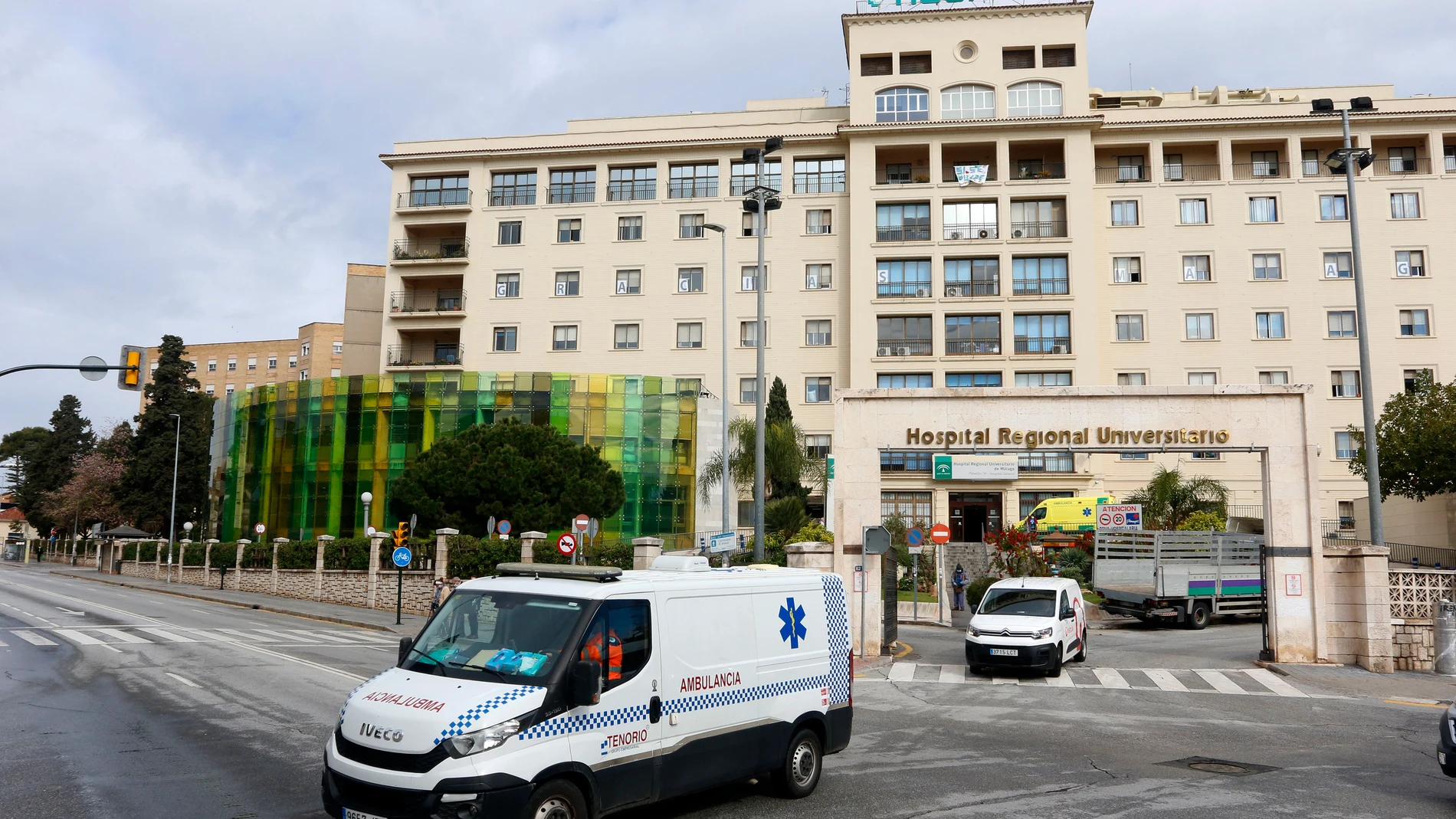 Hospital regional de Málaga en la tercera semana de alarma
