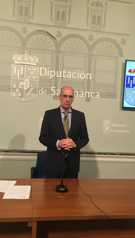 El presidente Javier Iglesias anuncia las medidas económicas que va a poner en marcha la Diputación de Salamanca