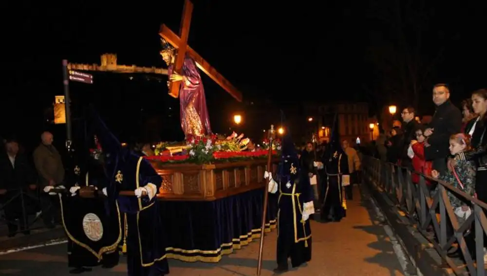Procesión del Nazareno por las calles de Peñafiel