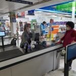 Linea de caja de un hipermercado Carrefour
