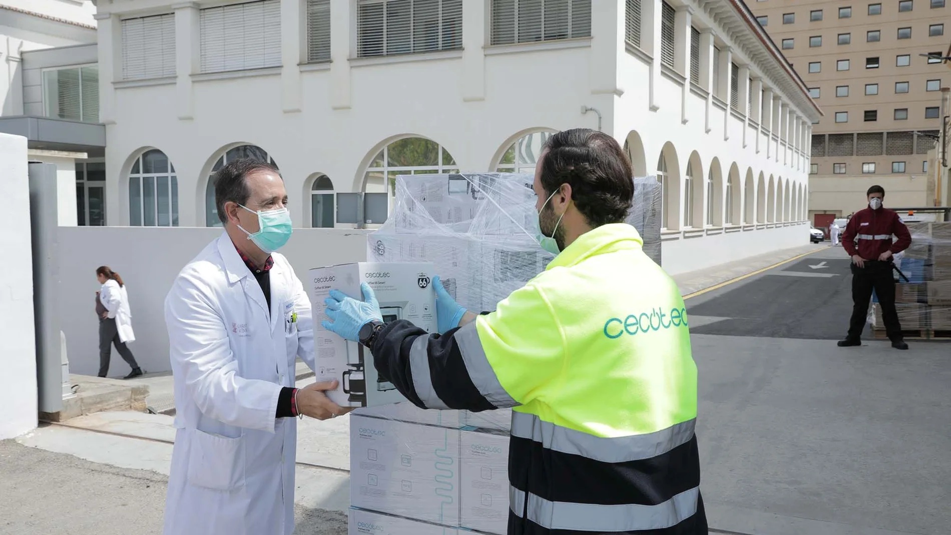 La empresa valenciana Cecotec ha donado 500 electrodomésticos a los centros hospitalarios de la Comunitat