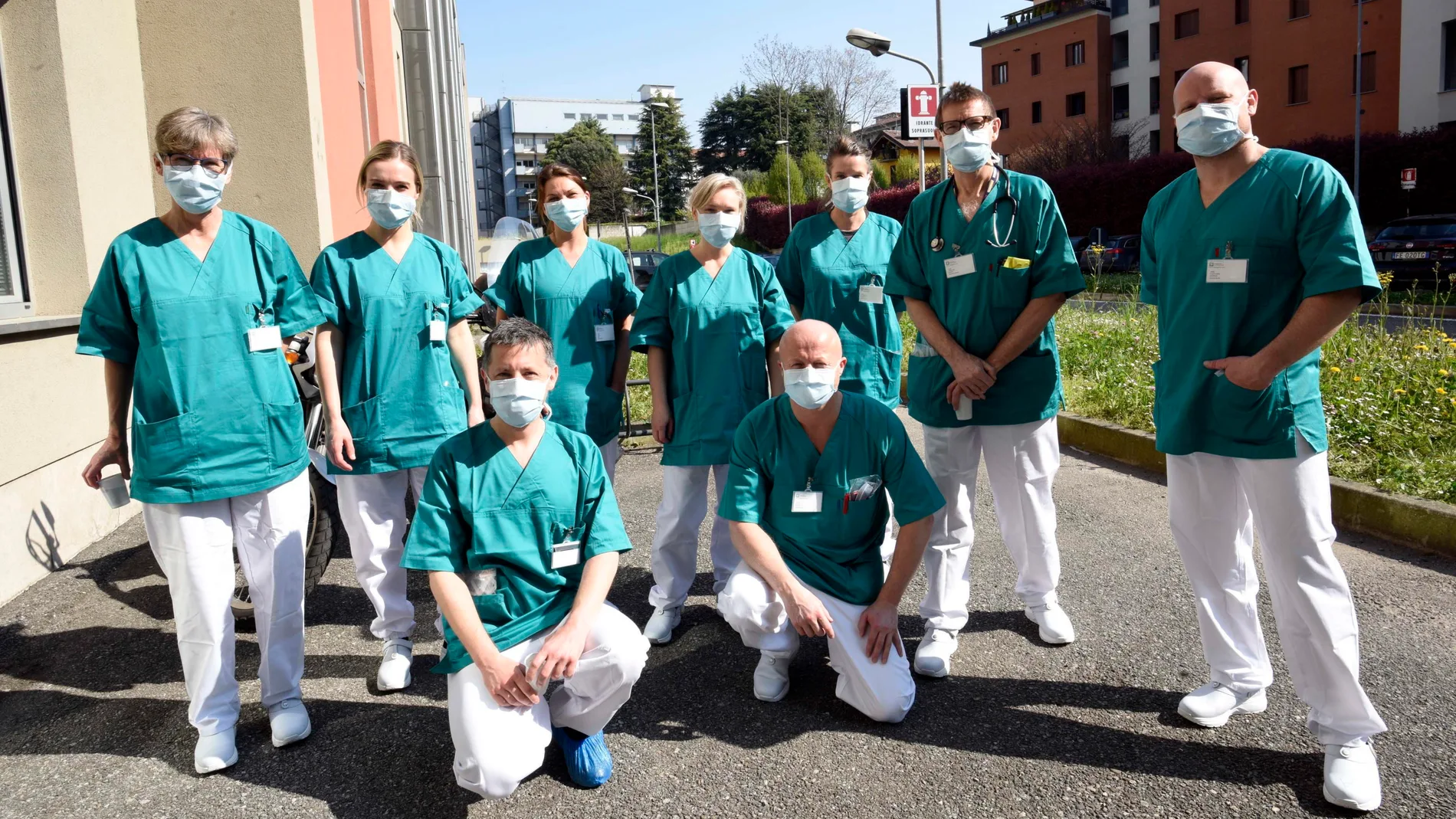 Un grupo de 19 sanitarios noruegos llegaron en marzo a Bérgamo para ayudar a sus sobrecargados colegas italianos/EFE