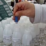 La metadona sigue siendo una sustancia imprescindible para miles de antiguos consumidores de heroína que, en plena pandemia por coronavirus, son atendidos con especial dedicación estos días de confinamiento por los sanitarios que trabajan en los dispensarios repartidos por España, a los que muchos ven como los otros "héroes de bata blanca".