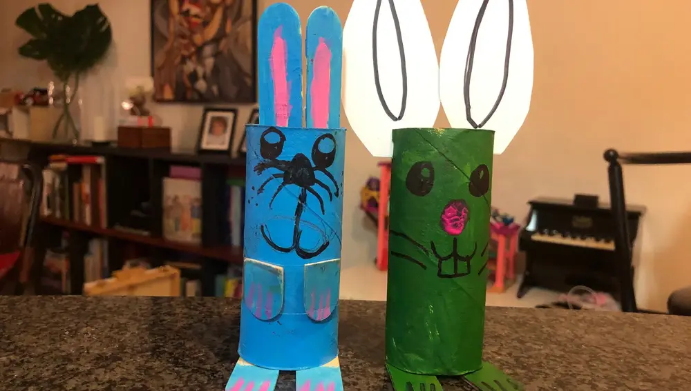 ¿Cuál es el conejo de Pascua de Camila y cuál es el de Pablo? En teoría, es fácil de adivinar