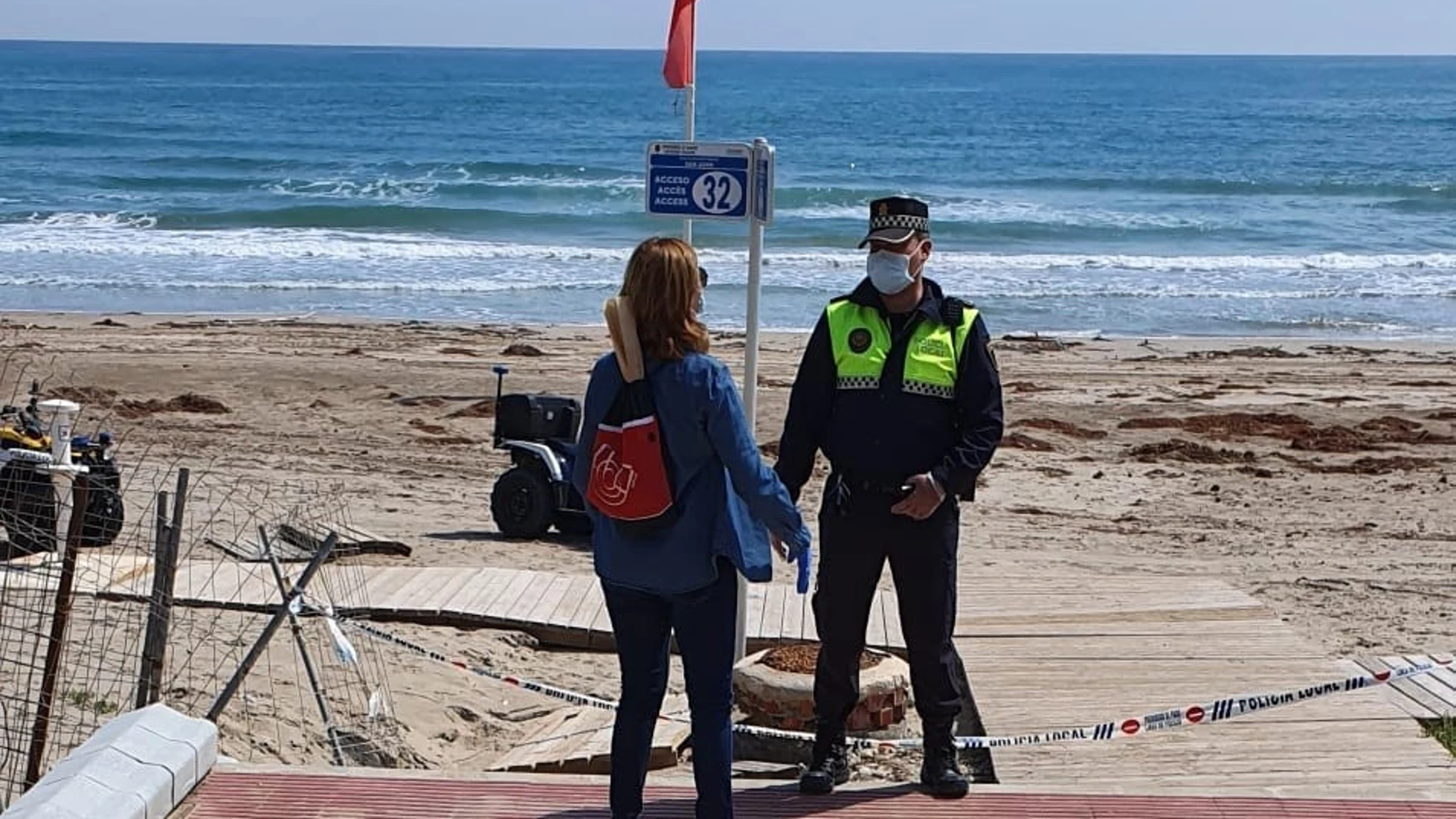 Coronavirus.- Las multas se duplican en Semana Santa en Alicante, con gente que va a la playa y a su segunda residencia