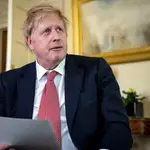 Boris Johnson permanece en la residencia de descanso sin ejercer oficialmente las labores de Gobierno
