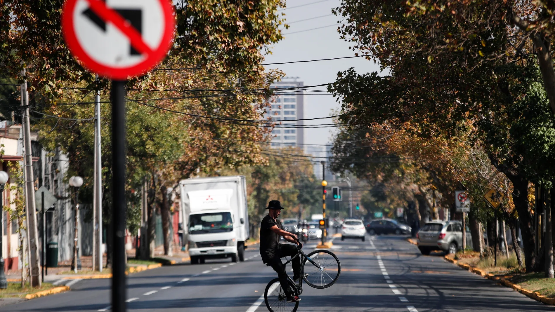 Chile supera los 7.500 contagios y defiende su "cuarentena estratégica"