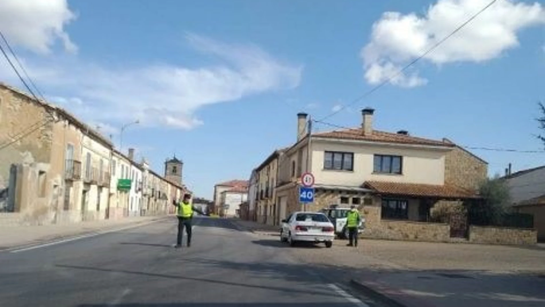 Sucesos.- Detenido en Soria tras huir de la Guardia Civil, amenazar y agredir a los agentes y chocar contra dos coches