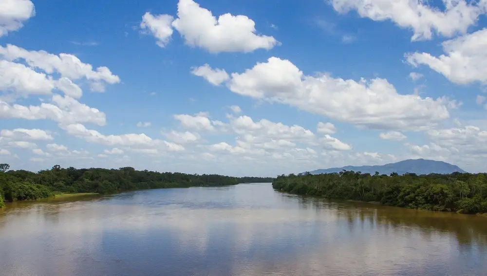 Fue Orellana quién nombró el río Amazonas, tras encontrarse con una tribu de mujeres guerreras.