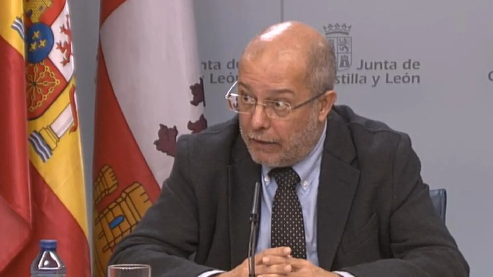 El vicepresidente Francisco Igea, comparece ante la prensa para dar cuenta de los acuerdos del Consejo de Gobierno