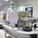 Uno de los medicamentos que elaboran en el Centro es el paracetamol
