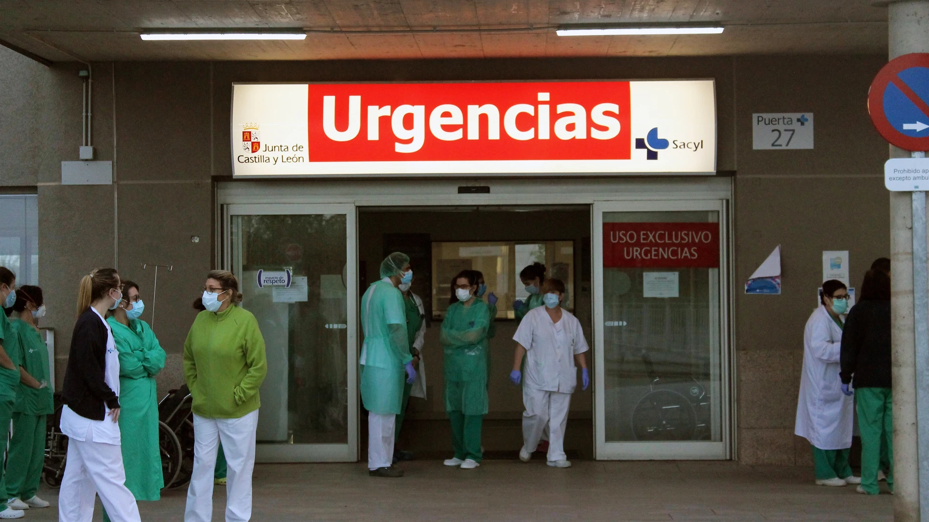Coronavirus.-Gerencia de Salud de Segovia recalca que estudiantes contratados están "bajo supervisión de un profesional"