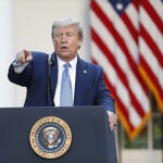 April 15, 2020 - Washington, DC USA: US President Donald J. Trump takes questions during the Coronavirus Task Force briefing on the COVID-19 pandemic in the Rose Garden at the White House in Washington, DC, USA, 15 April 2020. (CONTACTO)15/04/2020 ONLY FOR USE IN SPAIN