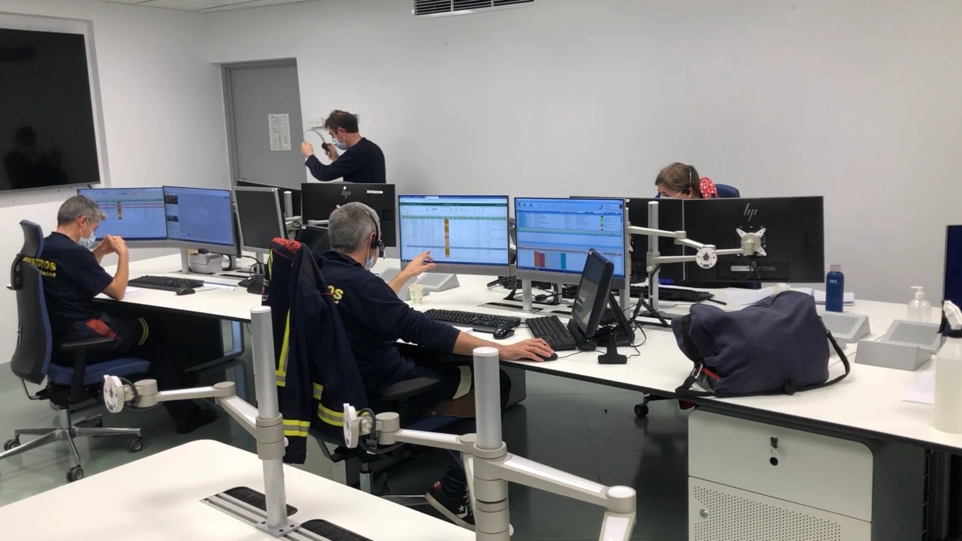 Bomberos de la Comunidad de Madrid coordinan trabajo en residenciasEMERGENCIAS 11209/04/2020