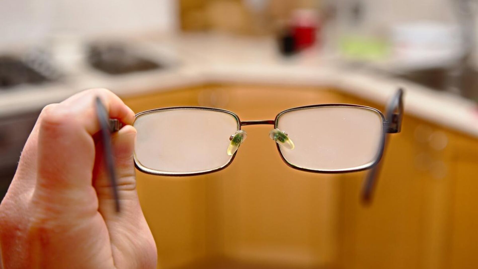 Algo para que no online se empañen los lentes