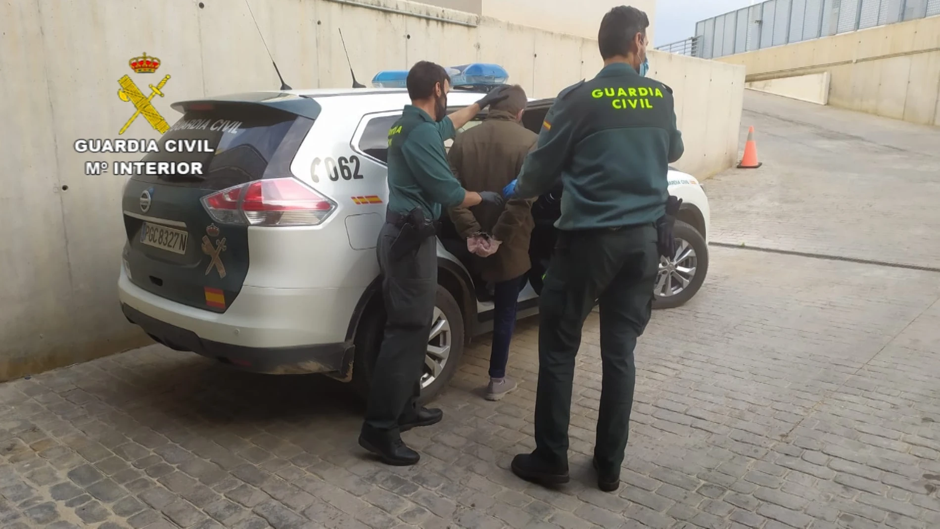 Alicante.- Sucesos.- Detenido en Santa Pola por asaltar 17 comercios durante el confinamiento