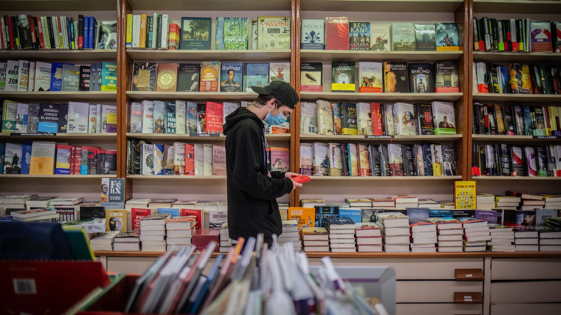 Las librerías siguen siendo, y por muchos años, la casa natural de los libros