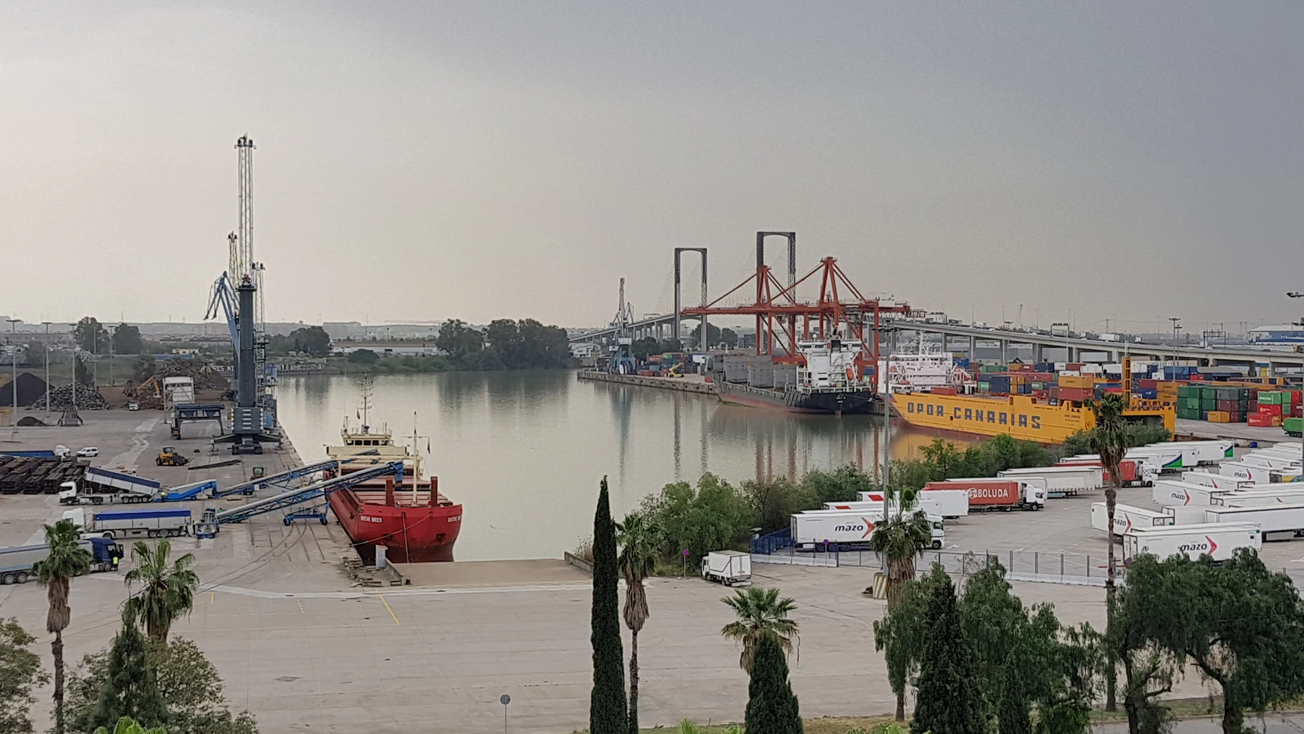 Sevilla.-Puertos.-El tráfico de mercancías en el Puerto crece un 8,8% hasta marzo, "sin efectos" de la crisis sanitaria