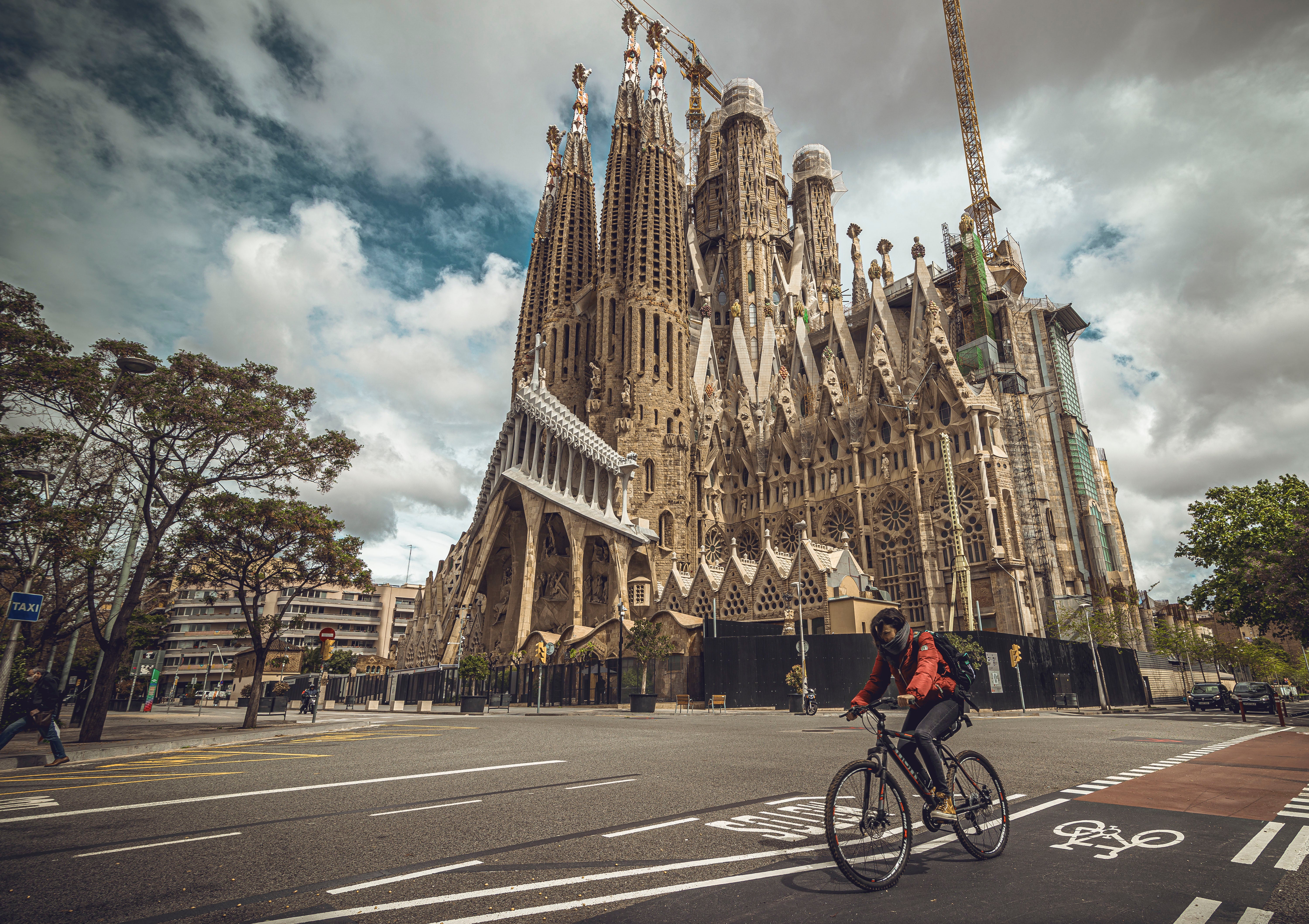 Antoni Gaudi croquis de la sagrada familia