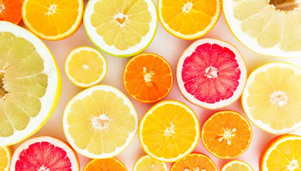Rodajas de limón, naranja y pomelo. Flat layPhoto Taken On: March 01st, 2017