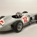 1954 MERCEDES-BENZ W196R FORMULA 1 RACING SINGLE-SEATERCHASSIS NO. 196 010 00006/54